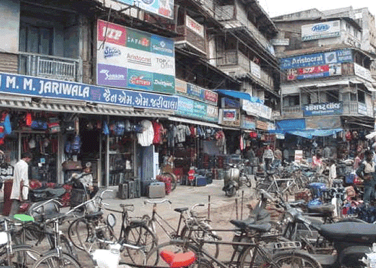 546px x 390px - Famous Mangal Bazar in Vadodara Gujarat | In Gujarat