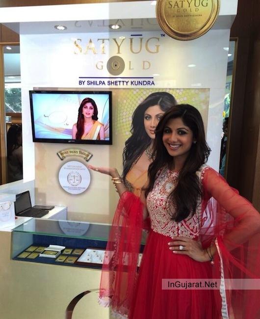 Shilpa Shetty in Ahmedabad Gujarat, Launches Satyug Gold Stores her own Jewellery Brand with Raj Kundra