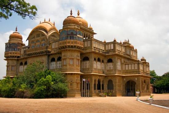 Vijay Villas Palace Mandavi Kutch Gujarat History Timings Information