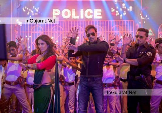 Kareena Kapoor Navel in Singham Returns Movie - Latest Hot Navel Show Pics 2014.jpg