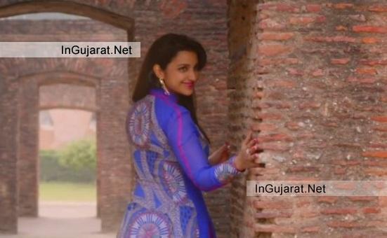 Parineeti Chopra Hot Pics in Blue Dress.jpg
