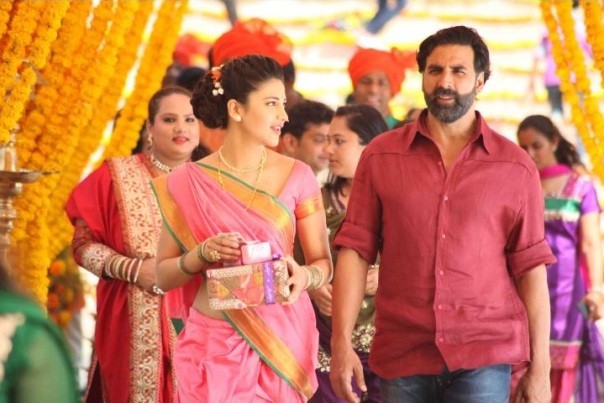 Bollywood Actress Shruti Haasan in Nauvari Saree Style Photos of Gabbar Is Back Movie 